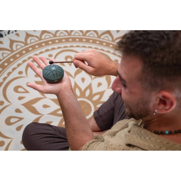 Meinl Sonic Energy Steel Tongue Drum 3″ Ø 7,6cm Pocket La Maggiore Dark Green PSTD4DGGOL